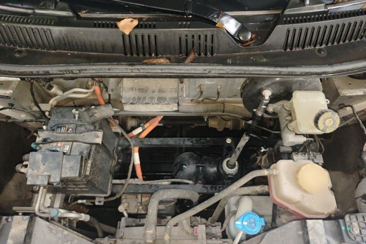 Used Chery QQ Little Ant 2022 Sweet Pink Edition Half-Sugar Version Lithium Iron Phosphate 30 kW 301 km Engine Bay
