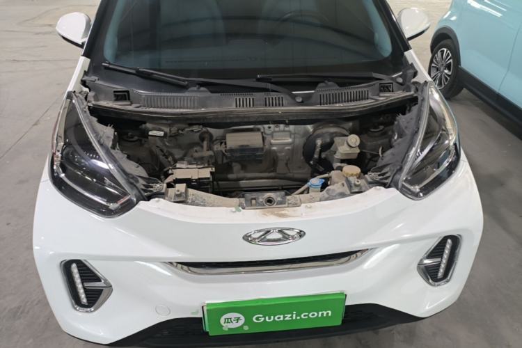 Used Chery QQ Little Ant 2022 Restyled Version Sweet Pink Edition Half-Sugar Version 30.6 kWh 30 kW 301 km Engine Bay