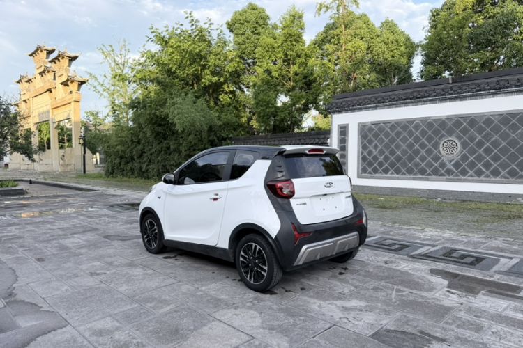 Used Chery QQ Little Ant 2022 Sweet Pink Edition Half-Sugar Version Lithium Iron Phosphate 30 kW 301 km Exterior 1