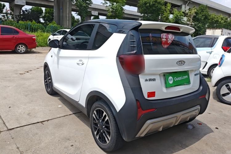 Used Chery QQ Little Ant 2022 Revised Version Sweet Pink Edition Half-Sugar Version Lithium Iron Phosphate 30.7 kWh 30 kW 301 km Exterior 2