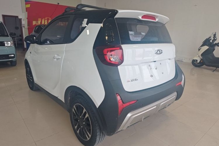 Used Chery QQ Little Ant 2022 Revised Version Sweet Pink Edition Half-Sugar Version Lithium Iron Phosphate 30.7 kWh 30 kW 301 km Exterior 2