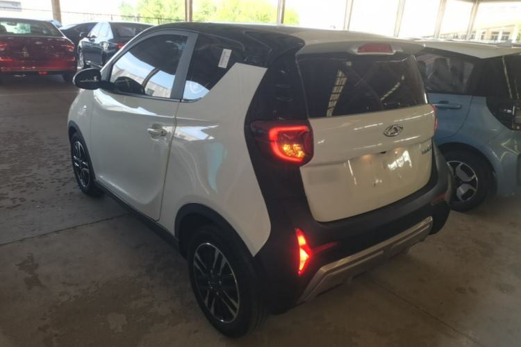 Used Chery QQ Little Ant 2022 Sweet Pink Edition Half-Sugar Version Lithium Iron Phosphate 30 kW 301 km Exterior 2