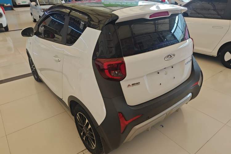 Used Chery QQ Little Ant 2022 Sweet Pink Edition Low-Sugar Version Lithium Iron Phosphate 30 kW 301 km Exterior 2