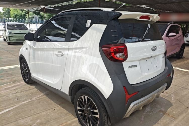 Used Chery QQ Little Ant 2022 Updated Version Sweet Pink Edition Full-Sugar Version 30.6 kWh 30 kW 301 km Exterior 2