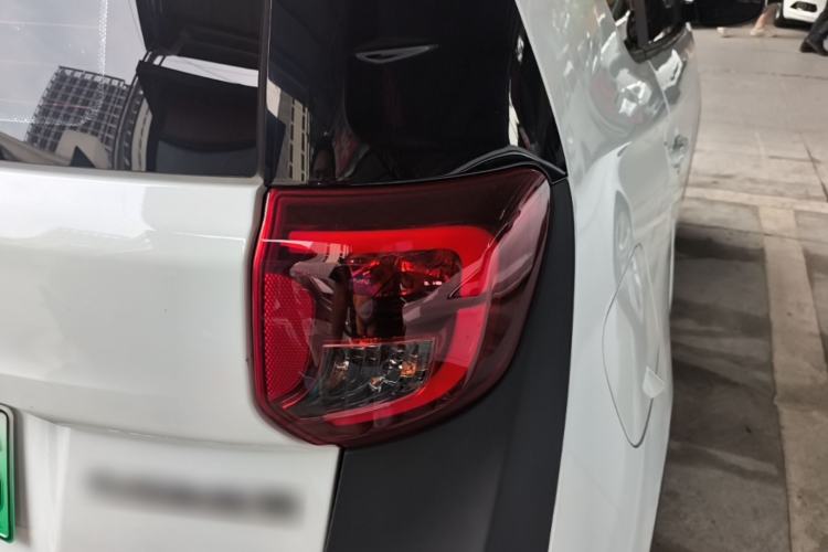 Used Chery QQ Little Ant 2022 Sweet Pink Edition Half-Sugar Version Lithium Iron Phosphate 30 kW 301 km Exterior 3