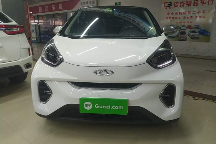 Used Chery QQ Little Ant 2022 Restyled Version Sweet Pink Edition Low-Sugar Version Lithium Iron Phosphate Battery 30.7 kWh 30 kW 301 km Front