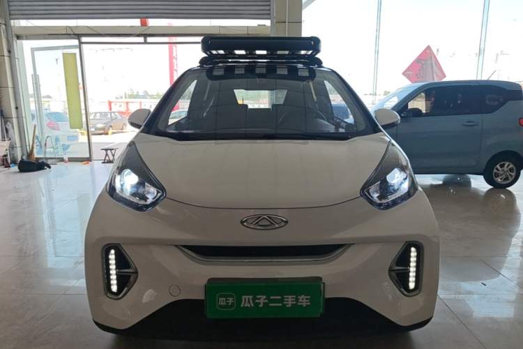 Used Chery QQ Little Ant 2022 Revised Version Sweet Pink Edition Half-Sugar Version Lithium Iron Phosphate 30.7 kWh 30 kW 301 km Front