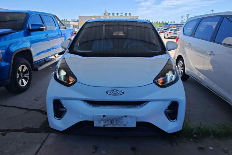 Used Chery QQ Little Ant 2022 Restyled Version Sweet Pink Edition Low-Sugar Version Lithium Iron Phosphate Battery 30.7 kWh 30 kW 301 km Front