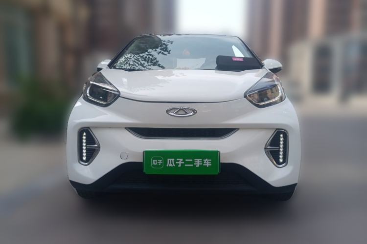 Used Chery QQ Little Ant 2022 Revised Version 2 Sweet Pink Edition Full-Sugar Version 30.6 kWh 30 kW 301 km Front
