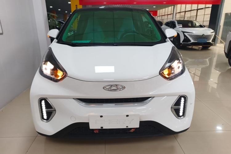 Used Chery QQ Little Ant 2022 Restyled Version Sweet Pink Edition Half-Sugar Version 28.8 kWh 30 kW 301 km Front