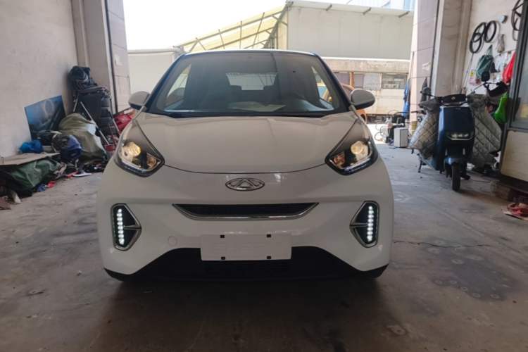 Used Chery QQ Little Ant 2022 Sweet Pink Edition Half-Sugar Version Lithium Iron Phosphate 30 kW 301 km Front