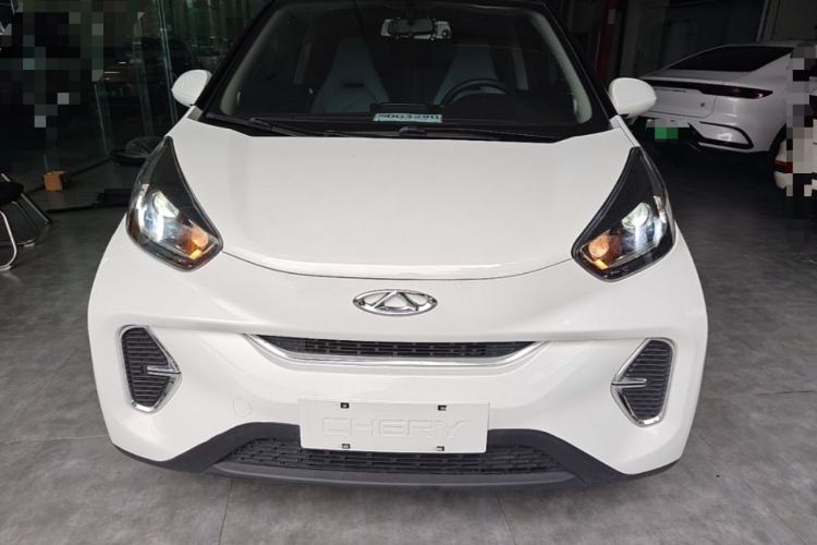 Used Chery QQ Little Ant 2022 Revised Version Sweet Pink Edition Low-Sugar Version 28.8 kWh 30 kW 301 km Front