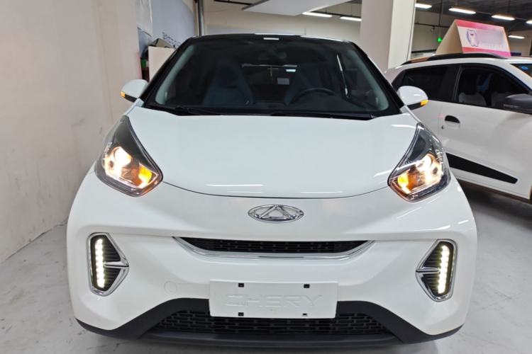Used Chery QQ Little Ant 2022 Sweet Pink Edition Half-Sugar Version Lithium Iron Phosphate 30 kW 301 km Front