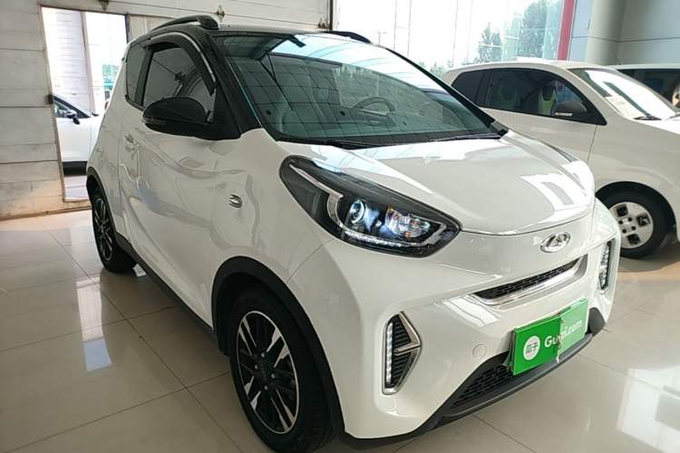 Used Chery QQ Little Ant 2022 Sweet Pink Edition Full-Sugar Version Lithium Iron Phosphate 30 kW 301 km Front Right 45 Deg