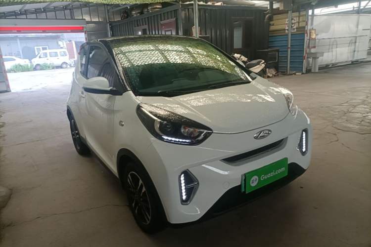 Used Chery QQ Little Ant 2022 Sweet Pink Edition Full-Sugar Version Lithium Iron Phosphate 30 kW 301 km Front Right 45 Deg