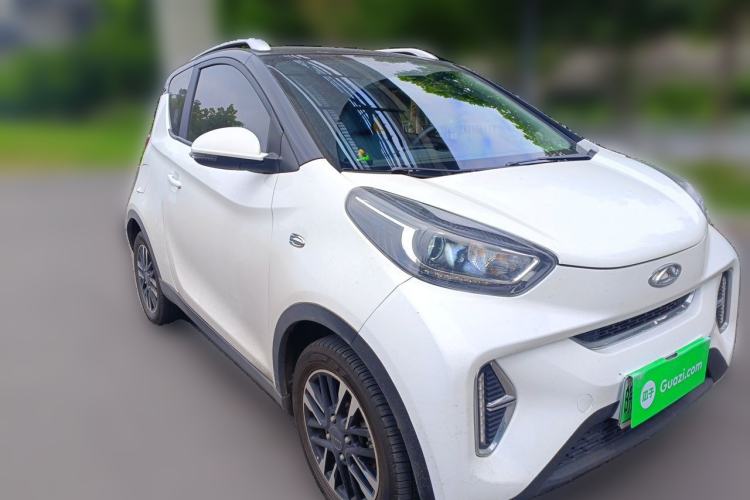 Used Chery QQ Little Ant 2022 Updated Version Sweet Pink Edition Full Sugar Version Lithium Iron Phosphate 30.7 kWh 30 kW 301 km Front Right 45 Deg