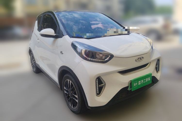 Used Chery QQ Little Ant 2022 Sweet Pink Edition Half-Sugar Version Lithium Iron Phosphate 30 kW 301 km Front Right 45 Deg