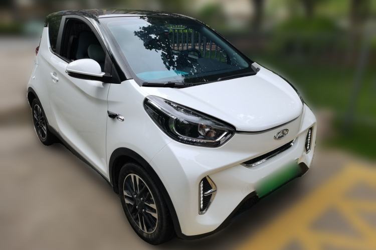 Used Chery QQ Little Ant 2022 Sweet Pink Edition Full-Sugar Version Lithium Iron Phosphate 30 kW 301 km Front Right 45 Deg