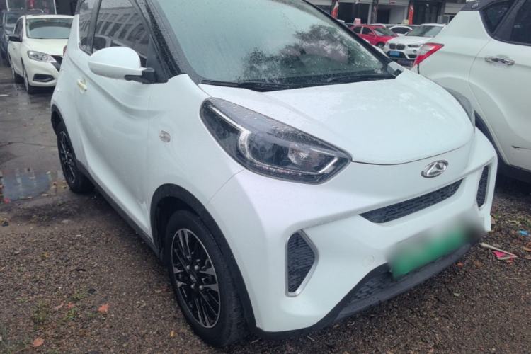 Used Chery QQ Little Ant 2022 Sweet Pink Edition Full-Sugar Version Lithium Iron Phosphate 30 kW 301 km Front Right 45 Deg