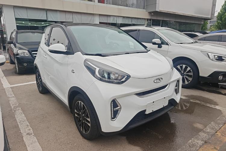 Used Chery QQ Little Ant 2022 Sweet Pink Edition Half-Sugar Version Lithium Iron Phosphate 30 kW 301 km Front Right 45 Deg