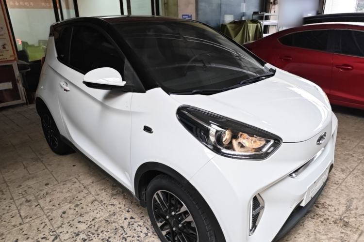 Used Chery QQ Little Ant 2022 Sweet Pink Edition Half-Sugar Version Lithium Iron Phosphate 30 kW 301 km Front Right 45 Deg