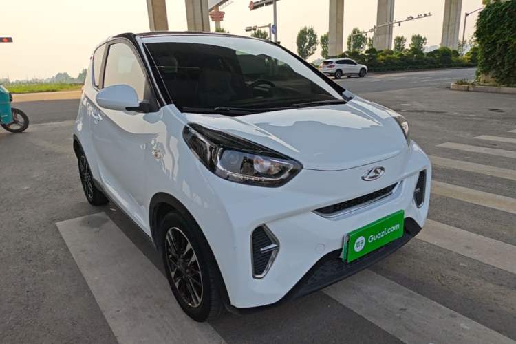 Used Chery QQ Little Ant 2022 Sweet Pink Edition Low-Sugar Version 30kW 301km Range Front Right 45 Deg