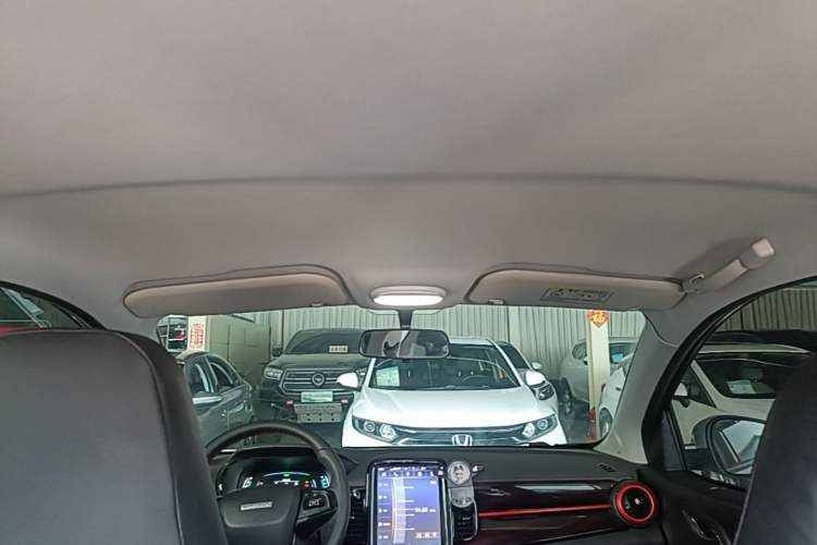 Used Chery QQ Little Ant 2022 Sweet Pink Edition Half-Sugar Version 3-Cell Lithium 30kW 301km Headliner