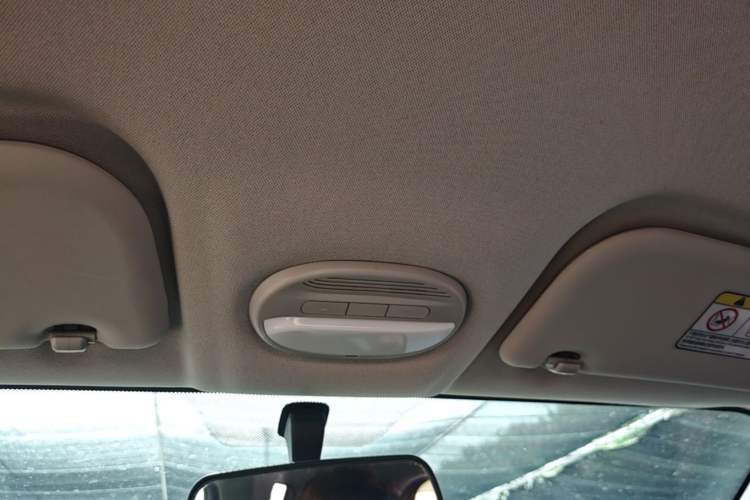 Used Chery QQ Little Ant 2022 Sweet Pink Edition Half-Sugar Version Lithium Iron Phosphate 29.2 kWh 30 kW 301 km Headliner