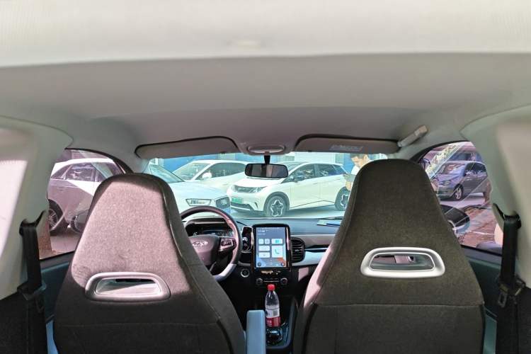 Used Chery QQ Little Ant 2022 Restyled Version Sweet Pink Edition Half-Sugar Version 28.8 kWh 30 kW 301 km Headliner