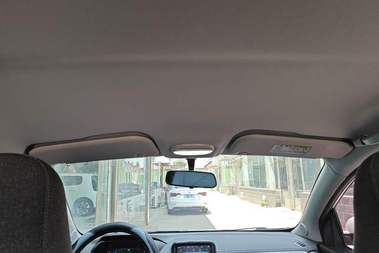 Used Chery QQ Little Ant 2022 Sweet Pink Edition Half-Sugar Version 3-Cell Lithium 30kW 301km Headliner