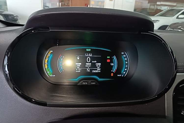 Used Chery QQ Little Ant 2022 Sweet Pink Edition Low-Sugar Version Lithium Iron Phosphate 30 kW 301 km Instrument Cluster