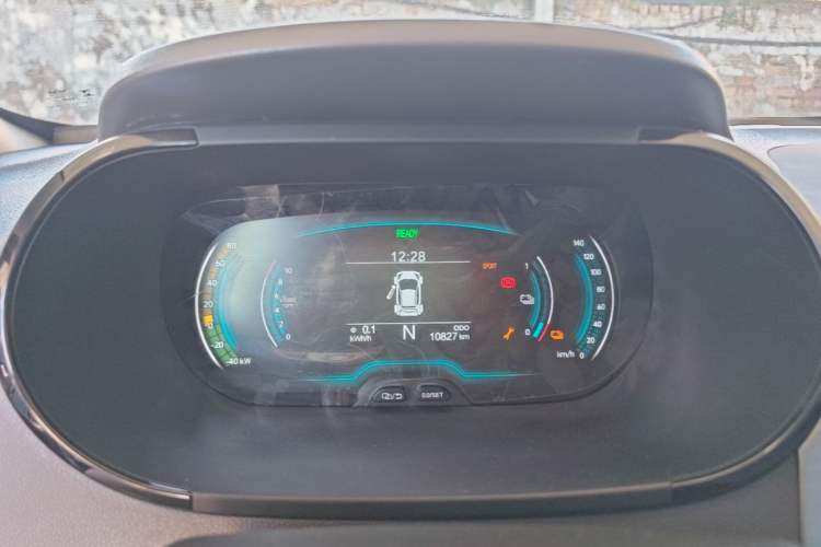 Used Chery QQ Little Ant 2022 Restyled Version Sweet Pink Edition Low-Sugar Version Lithium Iron Phosphate Battery 30.7 kWh 30 kW 301 km Instrument Cluster