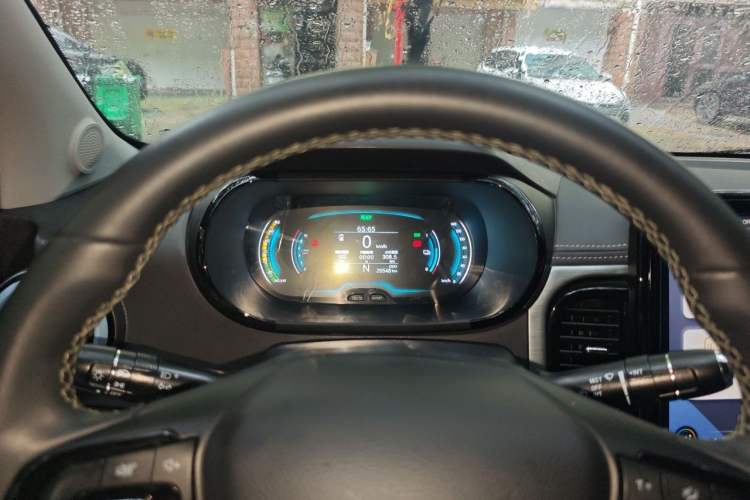 Used Chery QQ Little Ant 2022 Sweet Pink Edition Half-Sugar Version Lithium Iron Phosphate 30 kW 301 km Instrument Cluster