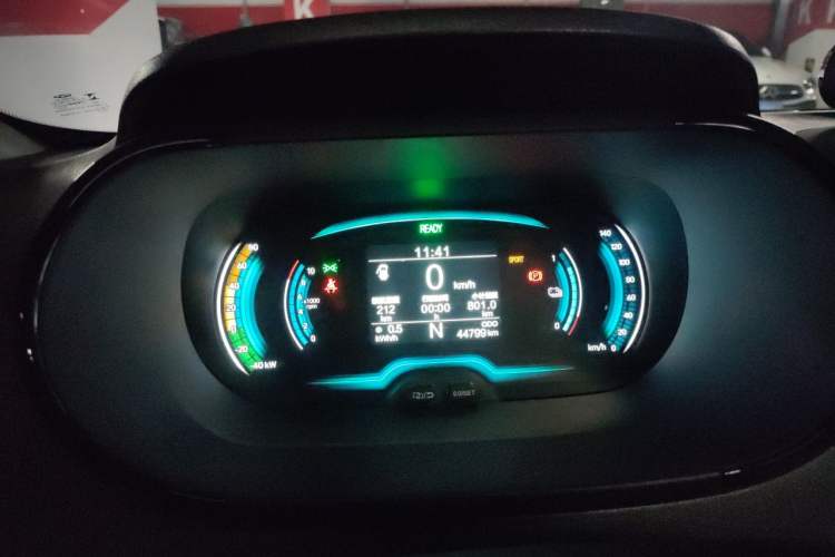 Used Chery QQ Little Ant 2022 Updated Version Sweet Pink Edition Full Sugar Version Lithium Iron Phosphate 30.7 kWh 30 kW 301 km Instrument Cluster