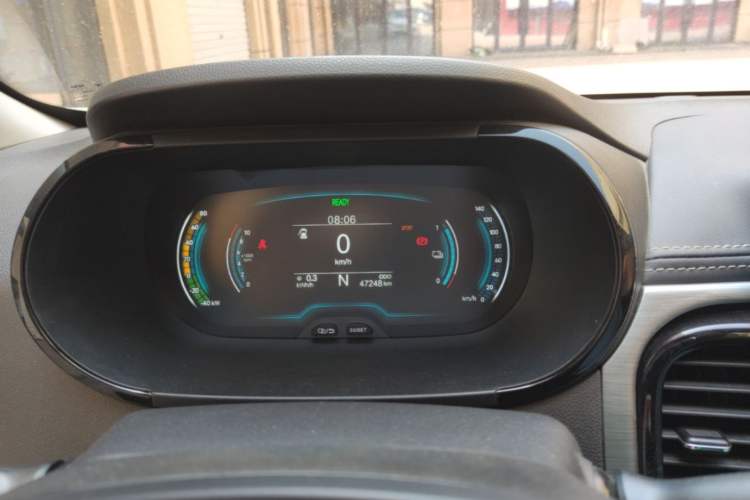 Used Chery QQ Little Ant 2022 Sweet Pink Edition Half-Sugar Version Lithium Iron Phosphate 30 kW 301 km Instrument Cluster