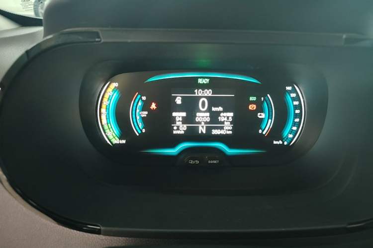 Used Chery QQ Little Ant 2022 Sweet Pink Edition Half-Sugar Version Lithium Iron Phosphate 29.2 kWh 30 kW 301 km Instrument Cluster