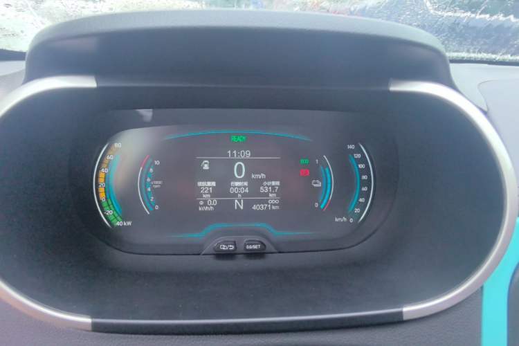 Used Chery QQ Little Ant 2022 Sweet Pink Edition Full-Sugar Version Lithium Iron Phosphate 30 kW 301 km Instrument Cluster