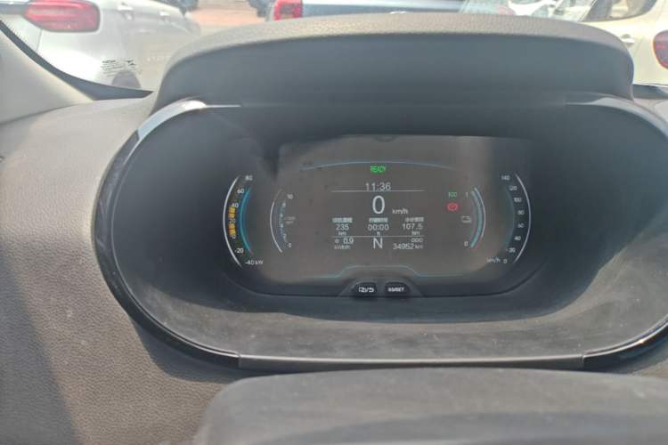 Used Chery QQ Little Ant 2022 Sweet Pink Edition Half-Sugar Version Lithium Iron Phosphate 29.2 kWh 30 kW 301 km Instrument Cluster
