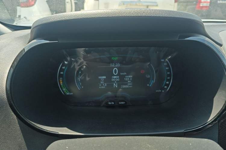 Used Chery QQ Little Ant 2022 Sweet Pink Edition Half-Sugar Version Lithium Iron Phosphate 29.2 kWh 30 kW 301 km Instrument Cluster