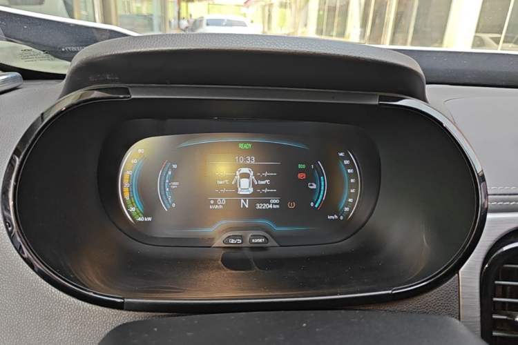 Used Chery QQ Little Ant 2022 Sweet Pink Edition Half-Sugar Version 3-Cell Lithium 30kW 301km Instrument Cluster