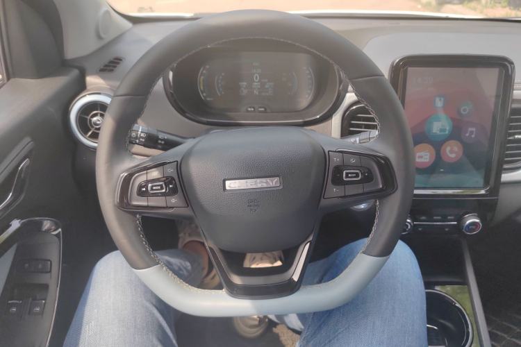 Used Chery QQ Little Ant 2022 Revised Version Sweet Pink Edition Half-Sugar Version Lithium Iron Phosphate 30.7 kWh 30 kW 301 km Interior 2