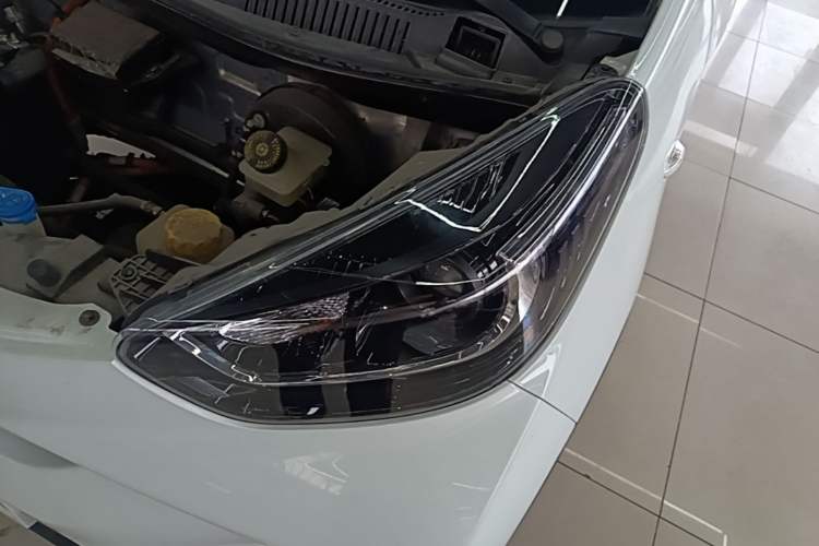 Used Chery QQ Little Ant 2022 Sweet Pink Edition Low-Sugar Version Lithium Iron Phosphate 30 kW 301 km Left Front Headlight