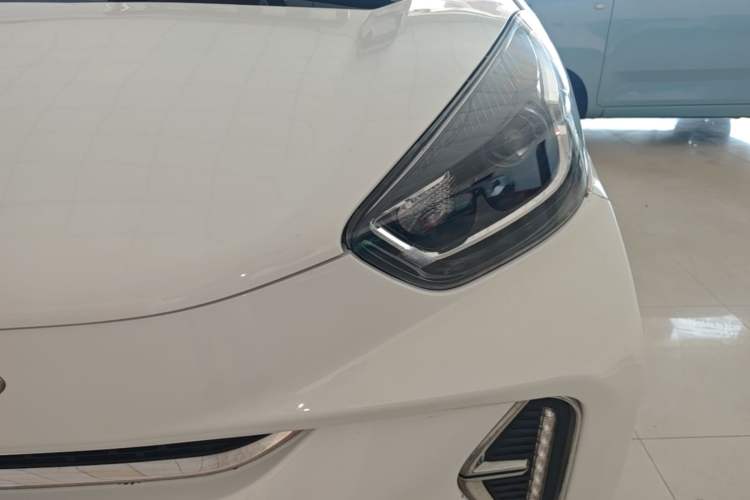Used Chery QQ Little Ant 2022 Revised Version Sweet Pink Edition Half-Sugar Version Lithium Iron Phosphate 30.7 kWh 30 kW 301 km Left Front Headlight