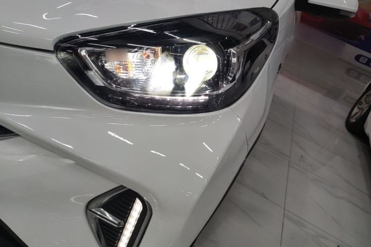 Used Chery QQ Little Ant 2022 Sweet Pink Edition Half-Sugar Version Lithium Iron Phosphate 30 kW 301 km Left Front Headlight