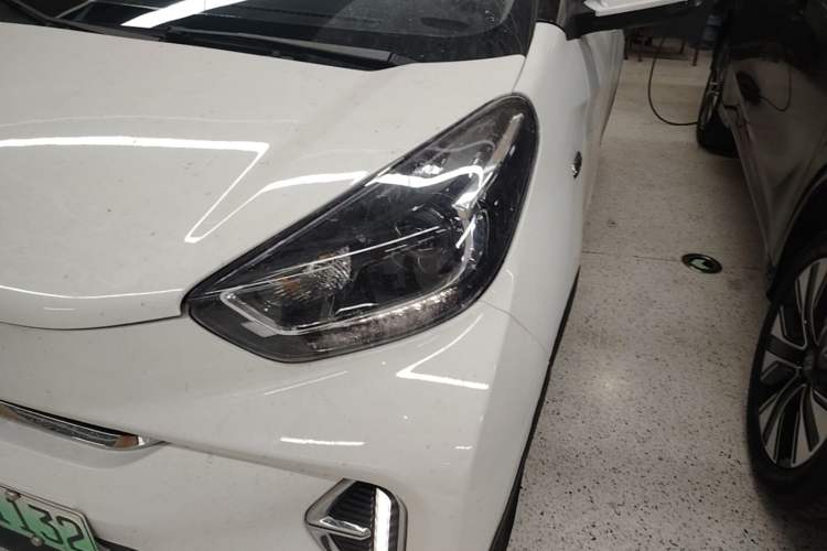 Used Chery QQ Little Ant 2022 Revised Version Sweet Pink Edition Half-Sugar Version Lithium Iron Phosphate 30.7 kWh 30 kW 301 km Left Front Headlight