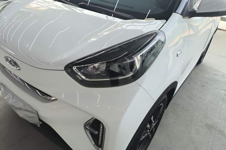Used Chery QQ Little Ant 2022 Restyled Version Sweet Pink Edition Half-Sugar Version 30.6 kWh 30 kW 301 km Left Front Headlight