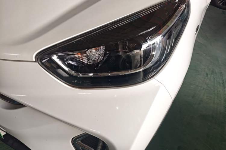 Used Chery QQ Little Ant 2022 Revised Version Sweet Pink Edition Half-Sugar Version Lithium Iron Phosphate 30.7 kWh 30 kW 301 km Left Front Headlight