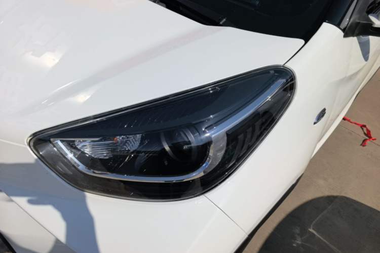Used Chery QQ Little Ant 2022 Sweet Pink Edition Full-Sugar Version 3-Cell Lithium 30kW 301km Left Front Headlight