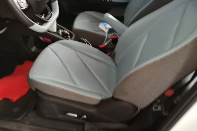 Used Chery QQ Little Ant 2022 Sweet Pink Edition Half-Sugar Version 3-Cell Lithium 30kW 408km Left Front Seat
