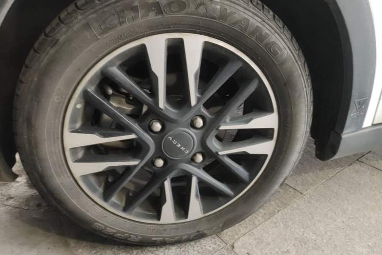Used Chery QQ Little Ant 2022 Sweet Pink Edition Half-Sugar Version Lithium Iron Phosphate 30 kW 301 km Left Front Wheel Hub